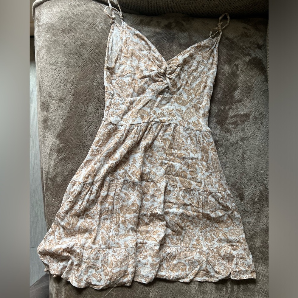 Adorable front knot dress